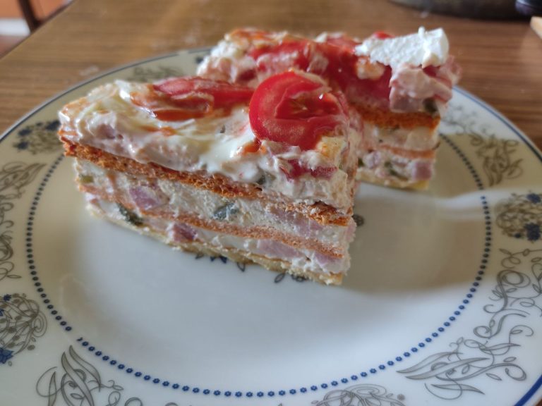 Šarena slana torta